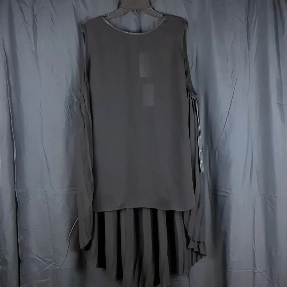 CHICO'S BL‎ NWT TANK.